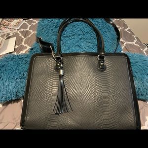 Beautiful, Chic, Exclusive BFB Best Friend Bag Women’s 17” Laptop Bag